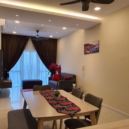 Lägenhet på 96 m² i Putrajaya, med 3 sovrum och 2 badrum  Kampong Tangkas Exteriör bild