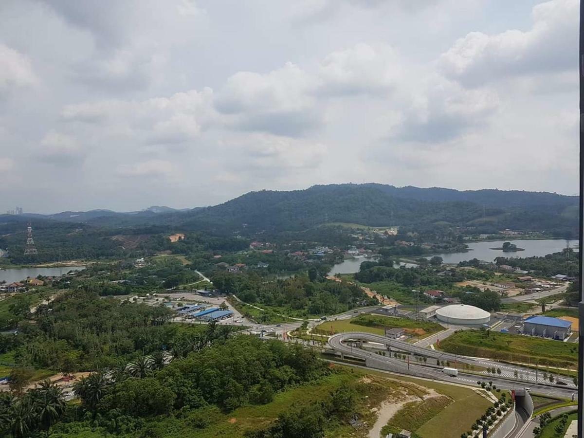 Lägenhet på 96 m² i Putrajaya, med 3 sovrum och 2 badrum  Kampong Tangkas Exteriör bild
